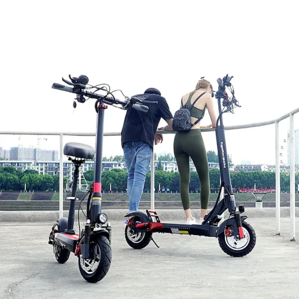 Kugoo KuKirin M4 Pro 10-Inch Electric Scooter in Qatar (3)
