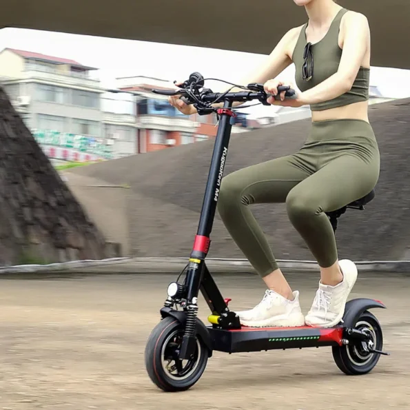 Kugoo KuKirin M4 Pro 10-Inch Electric Scooter in Qatar (5)