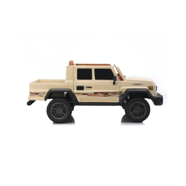 Toyota Land Cruiser Pickup Ride-On Car in Qatar (1)